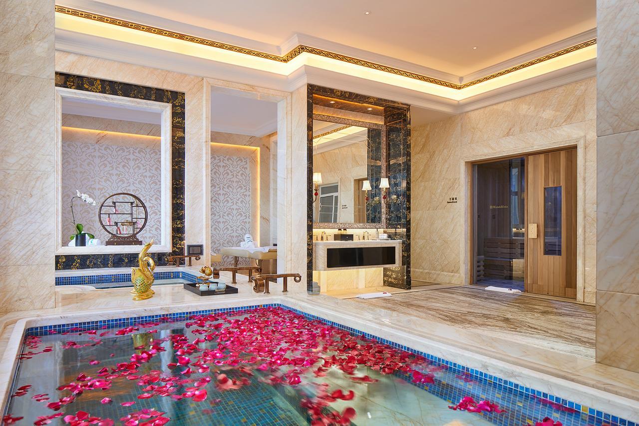 Hotel Wanda Vista Harbin Exterior foto